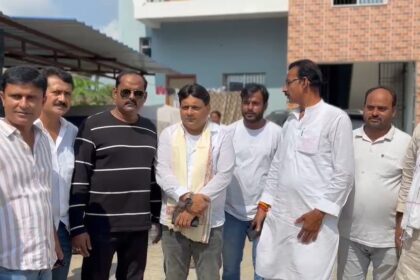दरभंगा स्नातक क्षेत्र: समस्तीपुर पहुंचे निर्दलीय प्रत्याशी डब्बू खान बोले- 'जीत के बाद गायब होने वालों में से नहीं, हमेशा जनता के बीच रहूंगा' 4