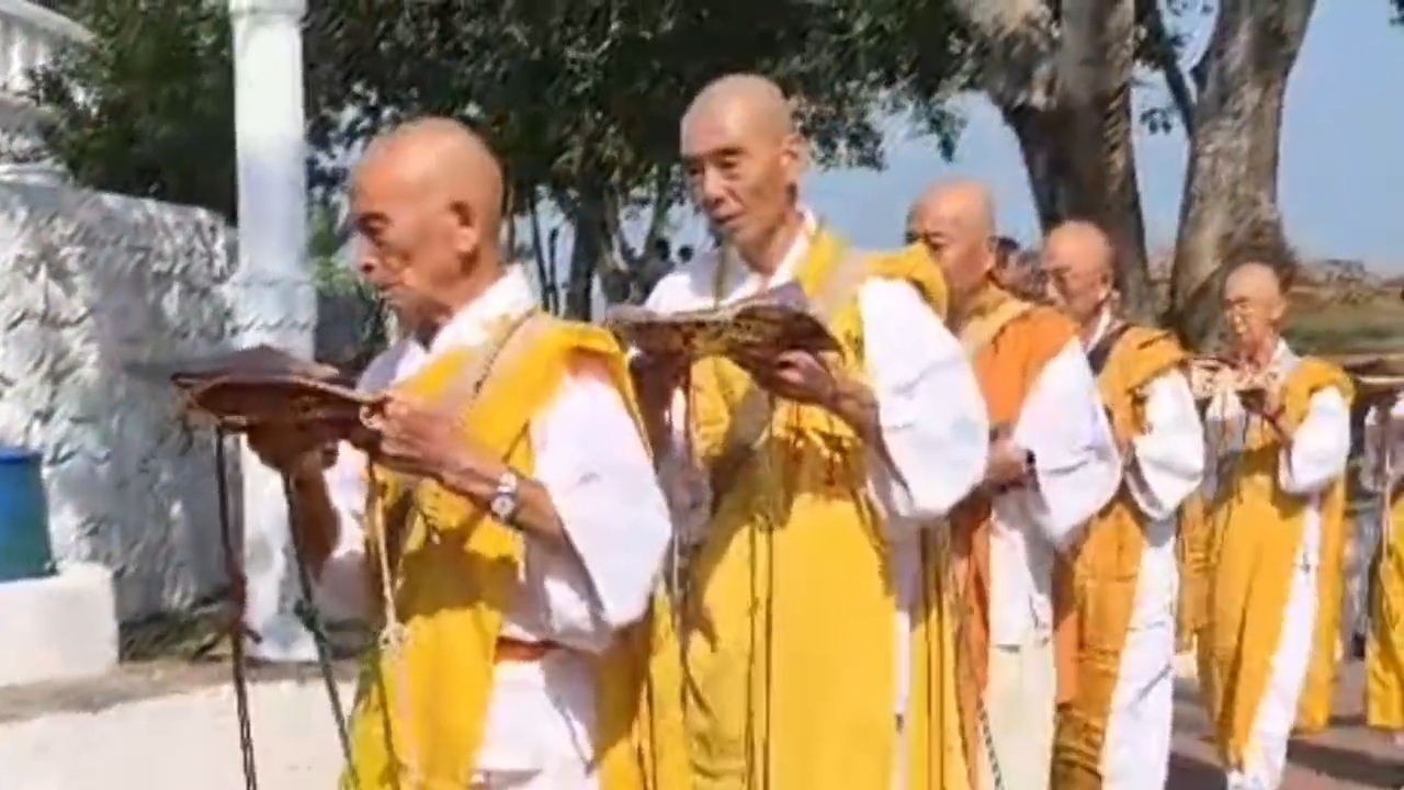 नालंदा: राजगीर पर्वत पर स्थित विश्व शांति स्तूप का मनाया गया 57 वां स्थापना दिवस, शांति का दिया संदेश 2