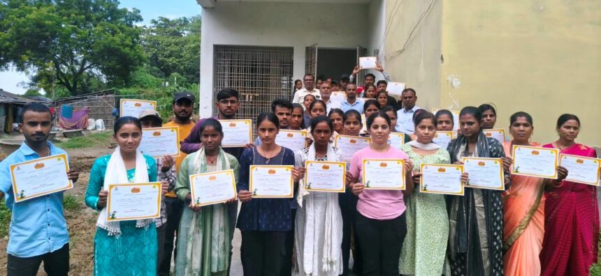 भगवानपुर: बीआरसी में समर कैंप के वॉलेंटियर्स सम्मानित, लेखापाल बोले- समुदाय के लिए प्रेरणास्रोत हैं युवा 1