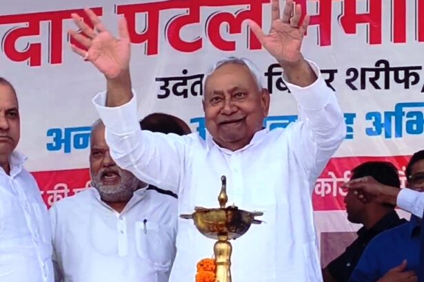 सरदार पटेल मेमोरियल कॉलेज में नीतीश कुमार ने किया प्रतिमा का अनावरण; मंत्री श्रवण कुमार का विपक्ष और जन सुराज पर तीखा हमला 3