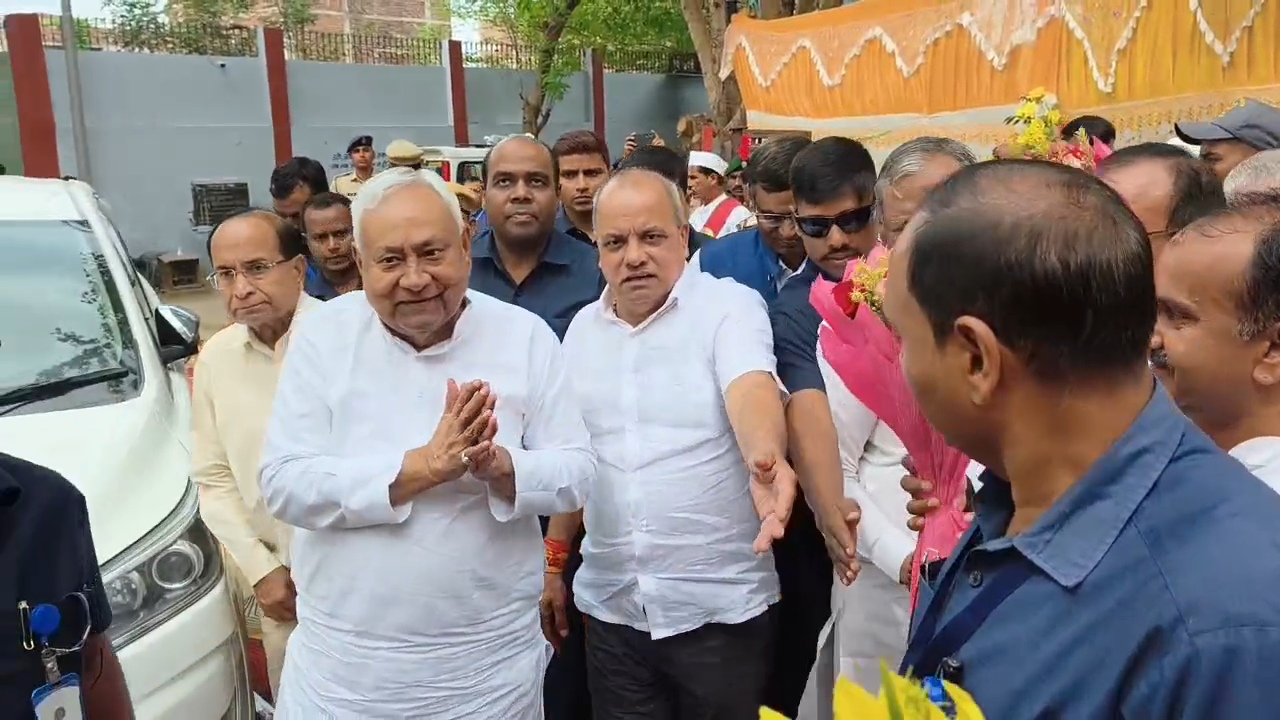 सरदार पटेल मेमोरियल कॉलेज में नीतीश कुमार ने किया प्रतिमा का अनावरण; मंत्री श्रवण कुमार का विपक्ष और जन सुराज पर तीखा हमला 3