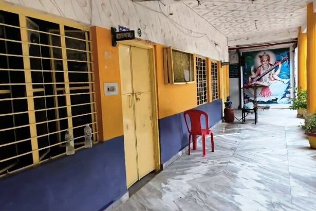 नालंदा: सनबीम सेंट्रल स्कूल में पढ़ाई ठप, चार महीने का सिलेबस बाकी, 850 बच्चों का भविष्य अधर में, अभिभावक चिंतित, स्कूल खुलवाने की मांग, जांच के साथ स्कूल संचालन की मांग 1