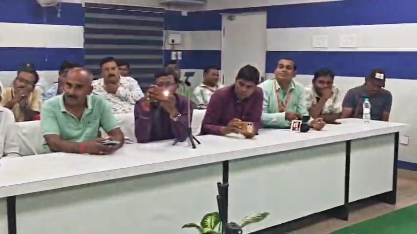 नालंदा: डीएम ने मीडिया के साथ किया संवाद, विकास योजनाओं और जनसमस्याओं पर मांगे सुझाव 2