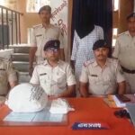 नालंदा: जेल से छूटते ही गांजा तस्करी में जुटा आरोपी, 1.596 किलो गांजा और चार कारतूस के साथ गिरफ्तार, करायपरशुराय थाना पुलिस ने की कार्रवाई 4